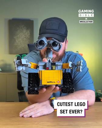 Adorable LEGO Wall-E 👀