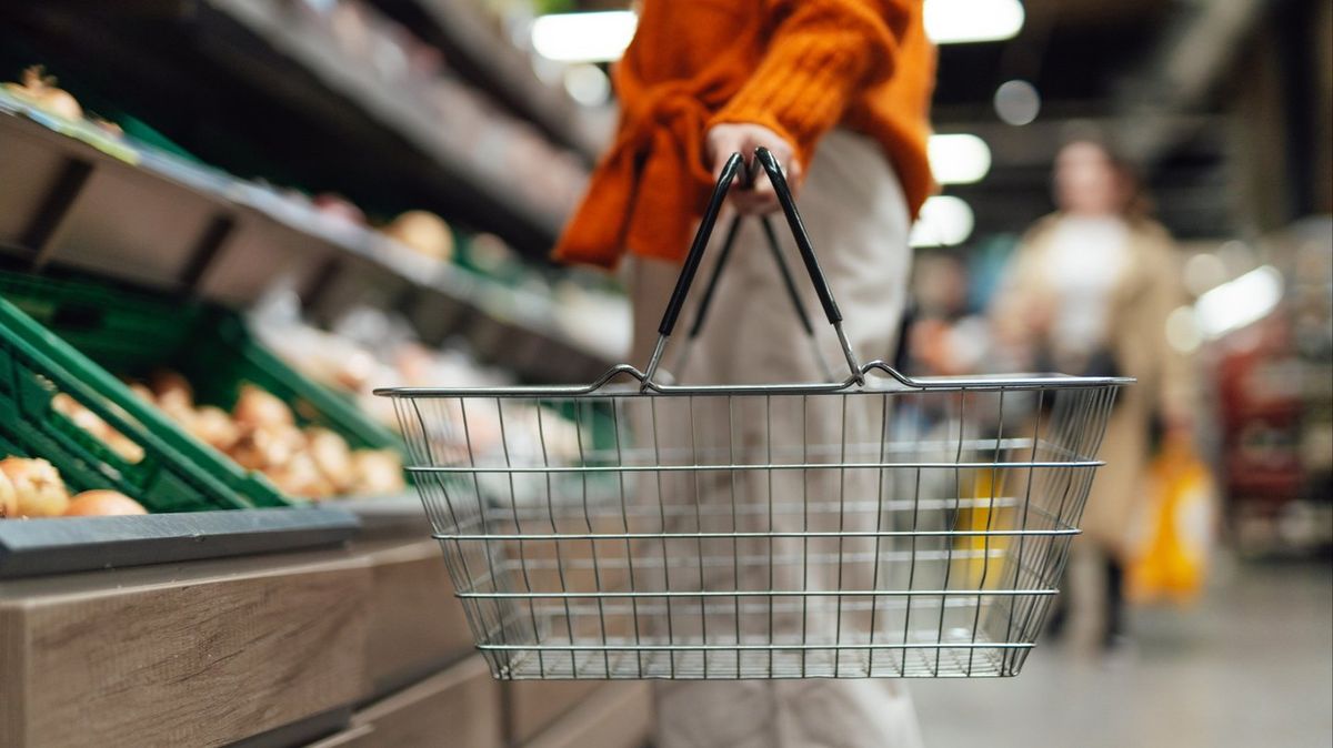 Doctor reveals 10 common foods that can actually kill you and they might surprise you