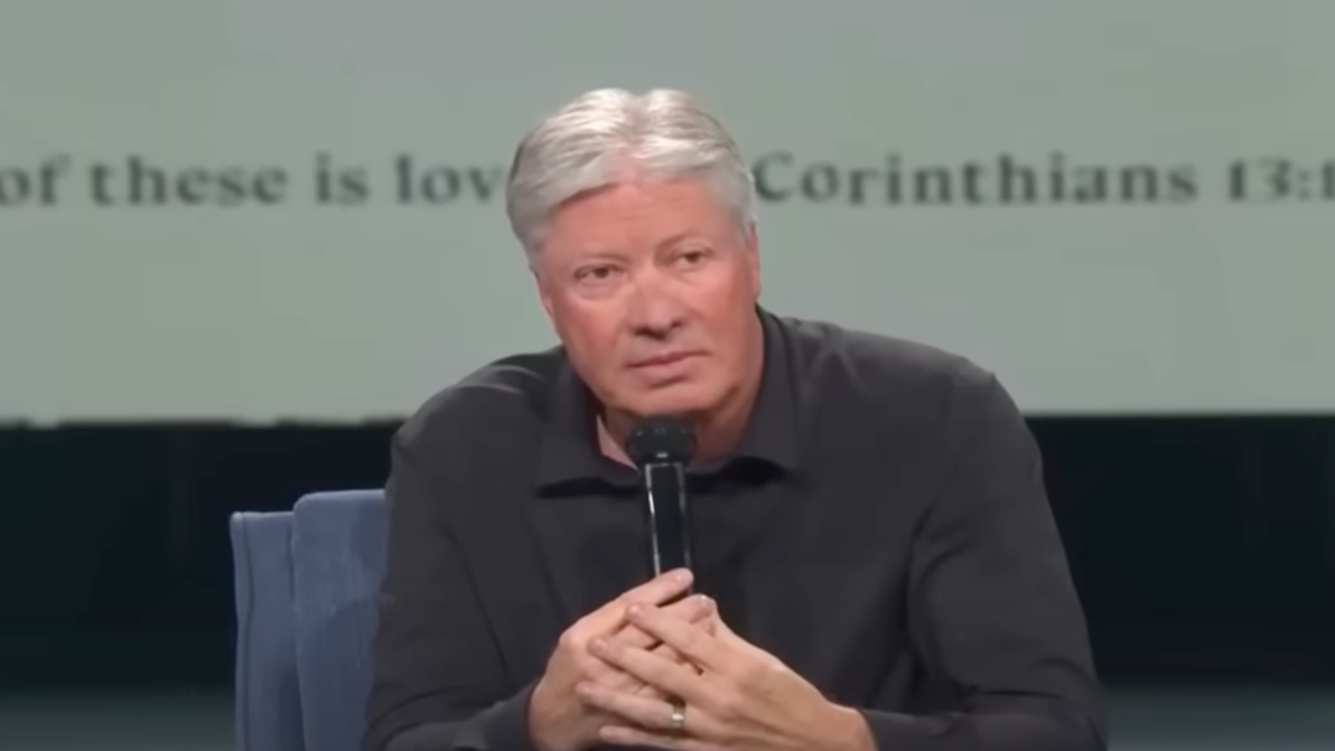 Megachurch founder Robert Morris charged on five criminal counts involving a child