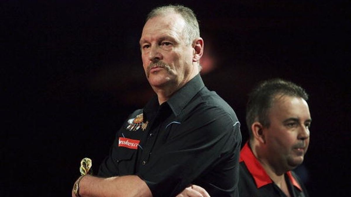 Darts Champion 'Tore Up' PDC Contract After World Championship To Play ...