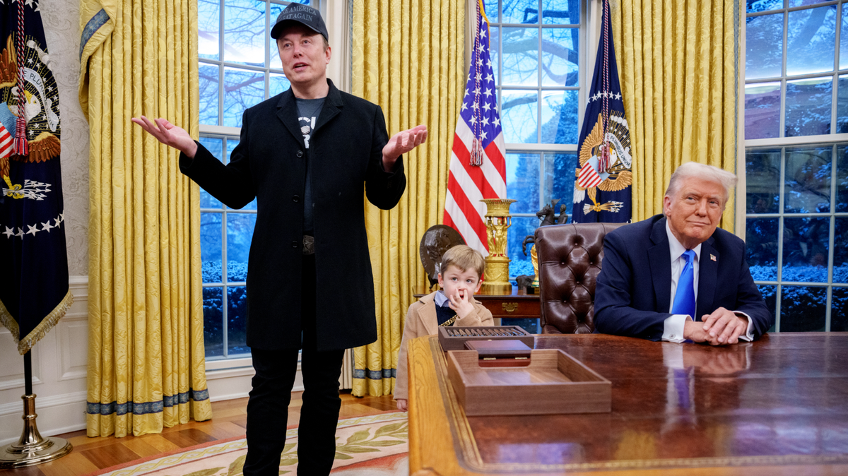 Grimes responds to Elon Musk taking their son into White House as