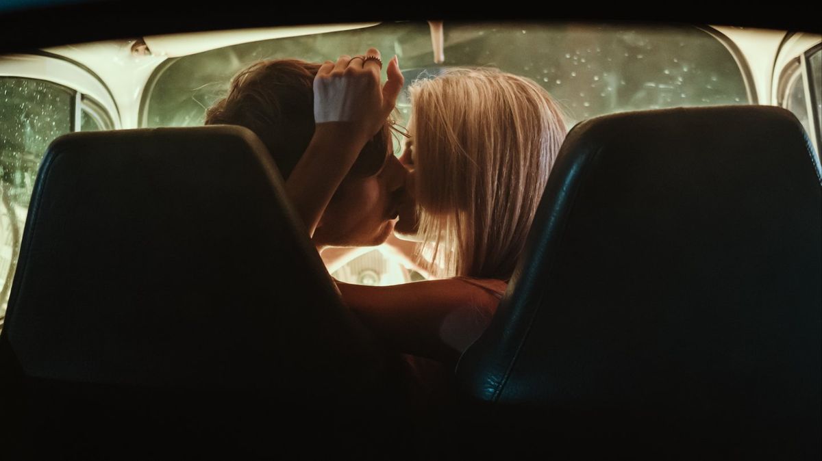 Sex experts have one major question after people start ‘hamstering’ in