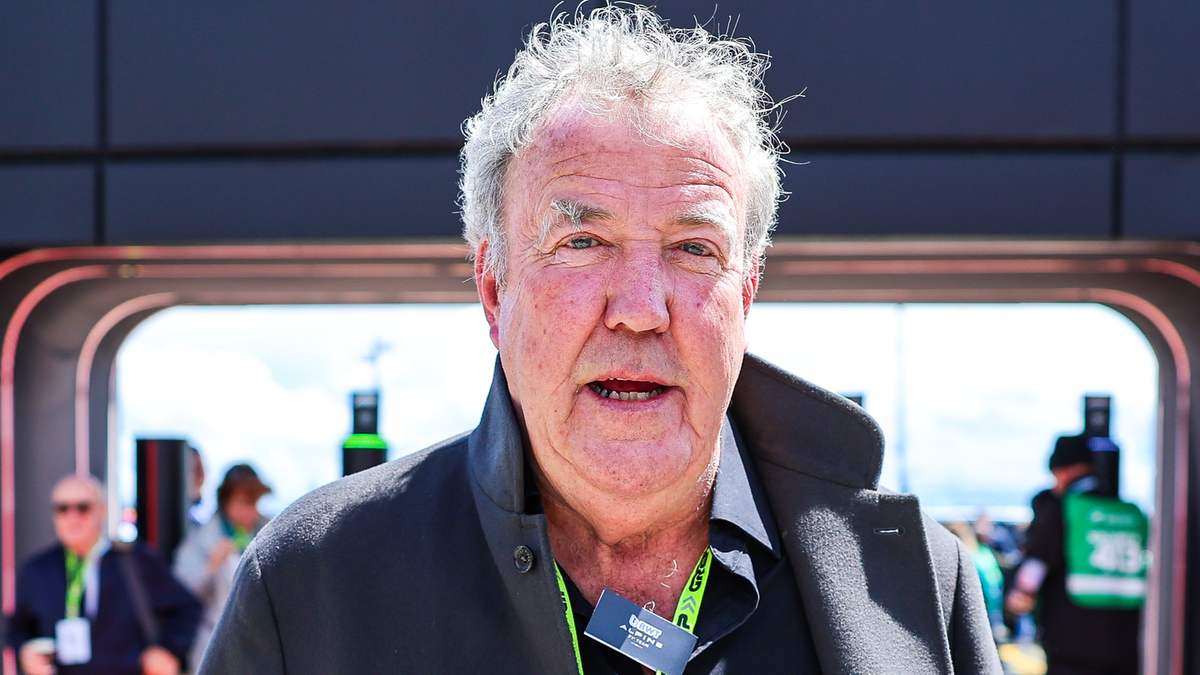 Jeremy Clarkson Jubilant over Tesla Review Dispute with Elon Musk 17 Years On