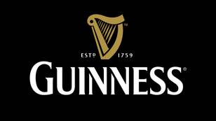 更好地观看Stout -Guinness与都柏林的弹出式乐团一起传播节日欢呼