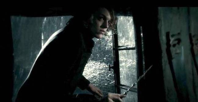 杰米·坎贝尔·鲍尔（Jamie Campbell Bower）饰演Gellert Grindelwald。信用：华纳兄弟