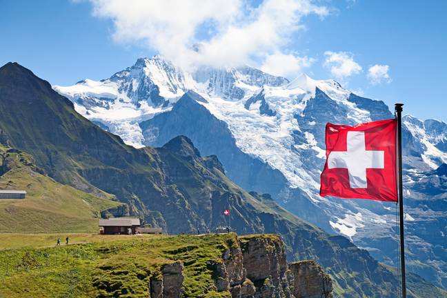 瑞士充满了风景秀丽的景点。信用：Shutterstock