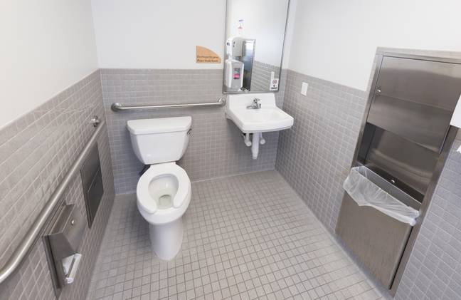 卫生是U形厕所座椅的原因之一。学分：JG摄影 / Alamy Stock Photo