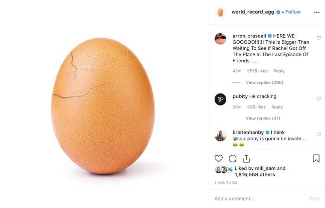 鸡蛋神秘地开始破裂。学分：world_record_egg/instagram