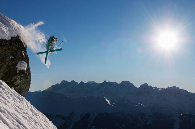 当然，滑雪并非没有自己的危险。图片来源：Cultura Creative RF/Alamy Stock Photo
