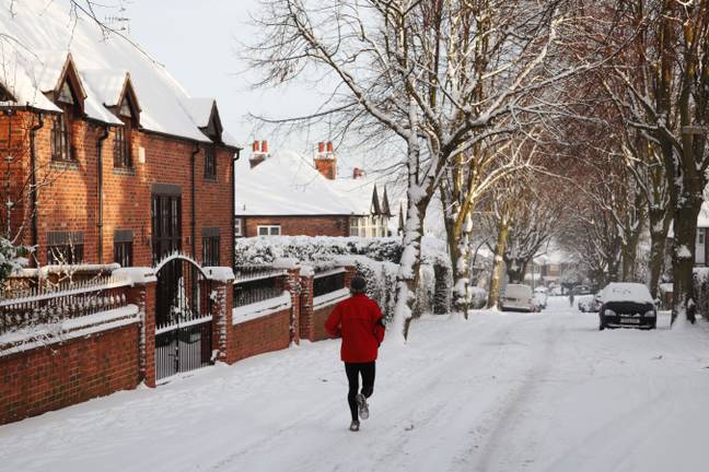 下周英国的部分地区可能会下雪。学分：马克·理查森 /阿拉米库存照片