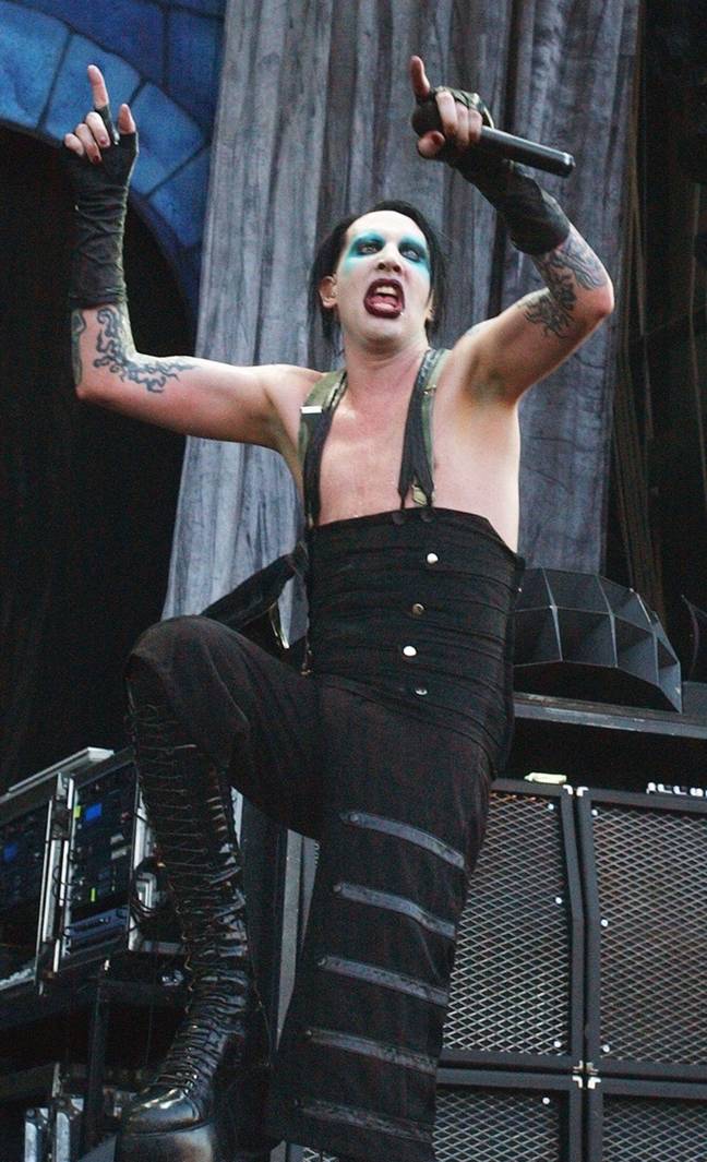 每个人都听到有传言说玛丽莲·曼森（Marilyn Manson）移开了肋骨，以便他可以享受自己的乐趣。学分：路透社 /阿拉米股票照片