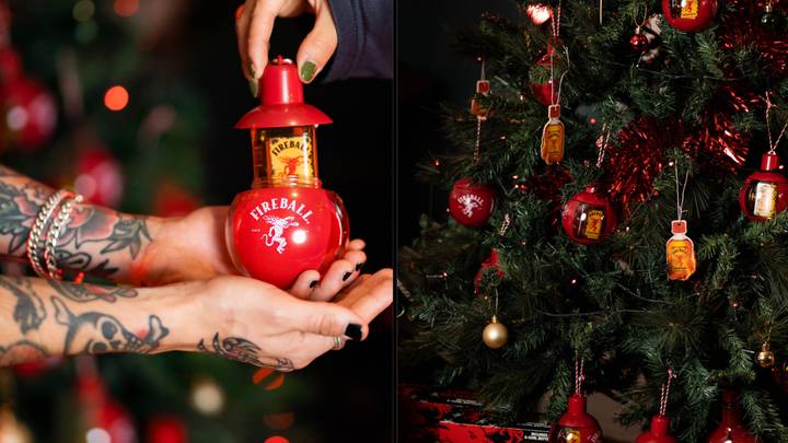 火球正在用他们的美味肉桂威士忌在里面做圣诞树