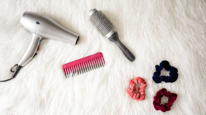 People Are Just Finding Out What The White Fluff On Your Hairbrush