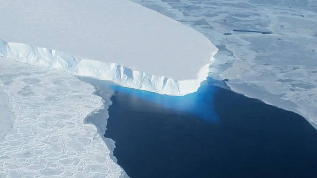 El glaciar Doomsday en la Antártida se está retirando al ritmo más rápido en los últimos 5500 años.  crédito: NASA