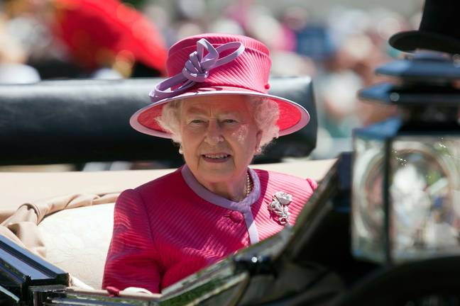 伊丽莎白女王二世在皇家阿斯科特2010赛马会议上。图片来源：新闻球必威备用网 / alamy股票照片