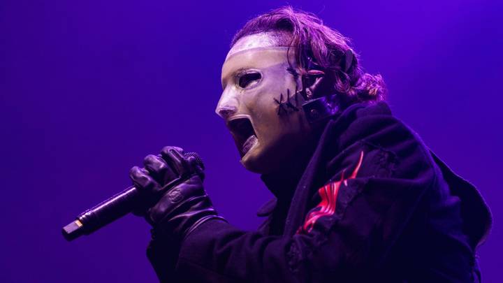 Slipknot的科里·泰勒（Corey Taylor）与机枪凯利（Kelly）