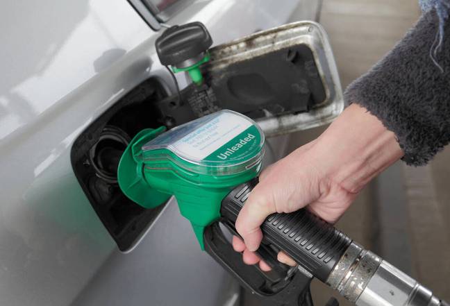 许多人在最近几周看到燃油价格上涨。学分：肯尼·威廉姆森 /阿拉米股票照片