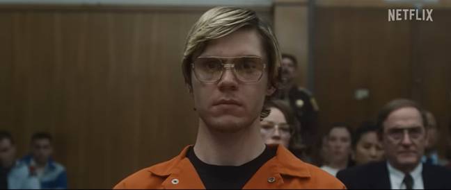 演员埃文·彼得斯（Evan Peters）在节目中描绘了达默（Dahmer）。信用：Netflix