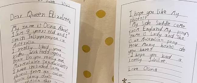 八岁的奥利维亚·阿克斯（Olivia Akers）在6月给女王写信，并询问她会见帕丁顿熊。学分：娜塔莉·阿克斯（Natalie Akers）