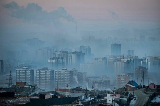 Ulaanbaatar是世界上最污染的资本城市之一。信用：Alamy“loading=