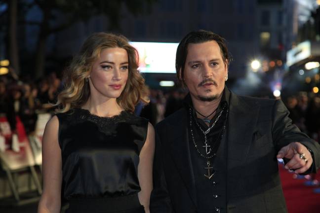 Amber Heard和Johnny Depp在2015年一起在一起