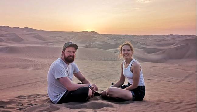 玫瑰艾琳·埃利斯（Rose Ayling-Ellis）和她的男友山姆（Sam）在南美旅行。（学分：instagram/@rose.a.e）