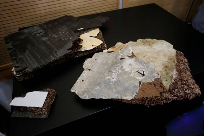 据信碎片属于失踪的马来西亚航空MH370。信用：Alamy