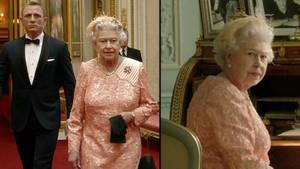 女王只同意做詹姆斯·邦德奥运会特技表演，如果她的家人都没有被告知