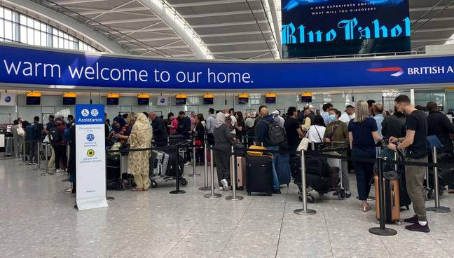人们认为，英国机场可能至少需要两年的时间才能从正在进行的混乱中恢复过来。信用：Alamy