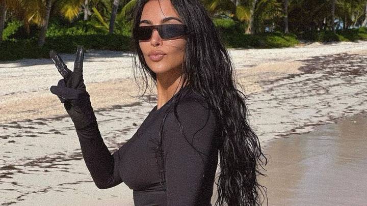 金·卡戴珊（Kim Kardashian）被指控犯有Photoshop错误后删除Instagram照片