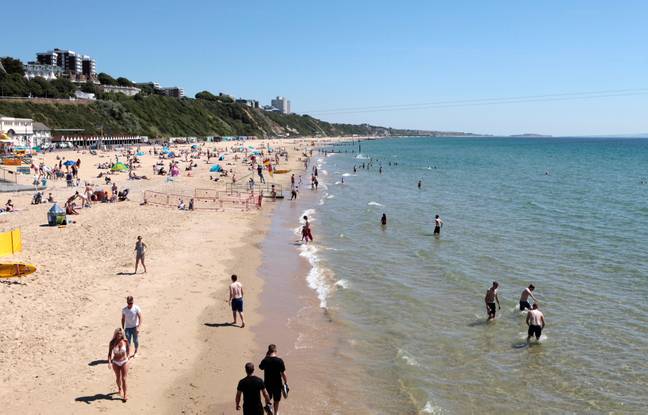 人们将在所有的热量中涌向英国的海滩。图片来源：Alamy