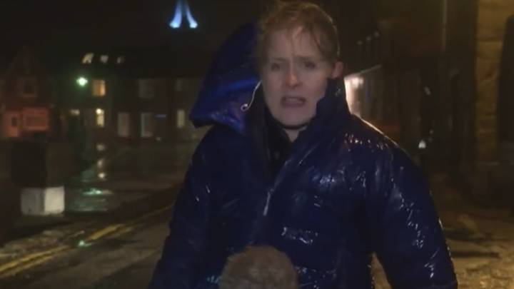 英国广播公司（BBC）在风暴中关注的记者涉及记者