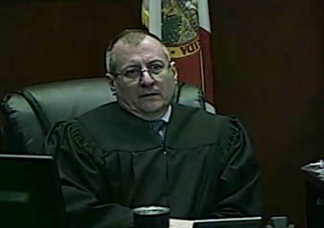韦恩·卡尔弗（Wayne Culver）法官因在法庭上爆发而被停职。学分：佛罗里达司法资格委员会