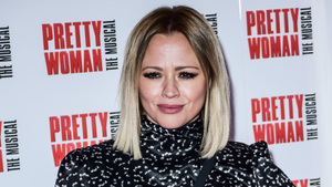 Fans Vow To Unfollow Kimberley Walsh Over Controversial Holiday Photo