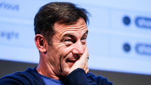 Jason Isaacs Left In Agony After Touching Testicles With Vicks VapoRub