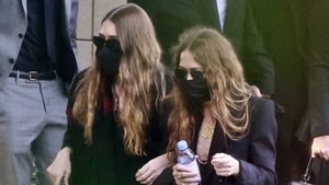 Mary Kate And Ashley Olsen Lead Stars Attending Bob Saget's Funeral