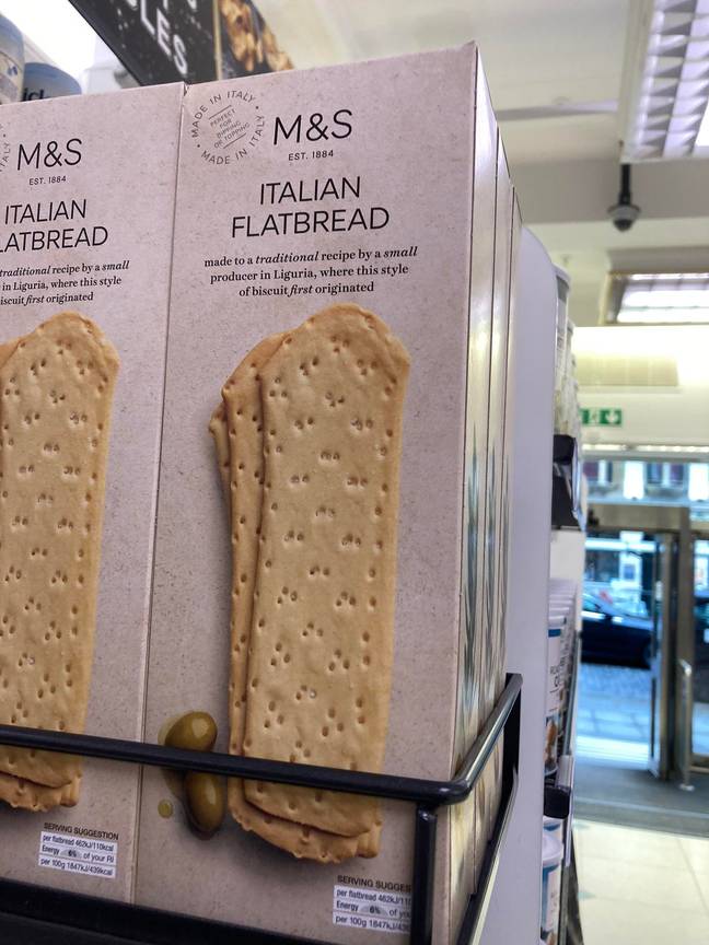 These M&amp;S flatbreads look a little bit familiar. (Credit: Reddit/speed_sloth