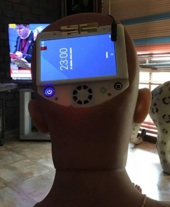 Geoff would leave the TV on for Emma so she could learn new words. Credit: Geoff Gallagher