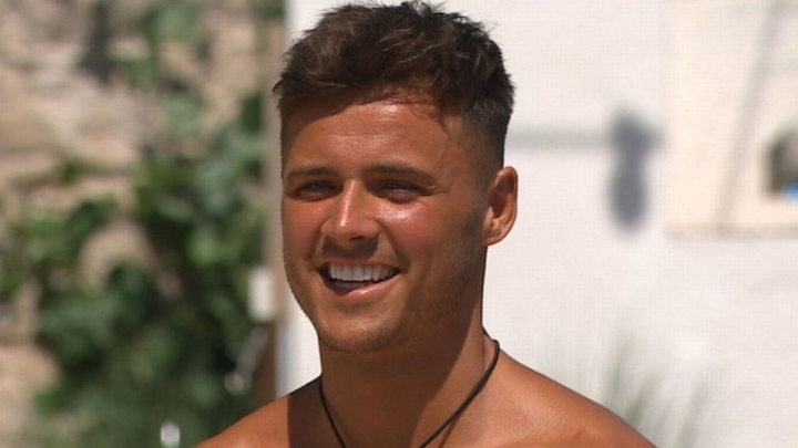 Love Island's Brad McClelland Hits Out At 'Stupid' Question In Reunion Episode
