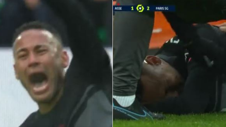 Neymar Stretchered Off During PSG Game With St Etienne After Nasty Looking Injury