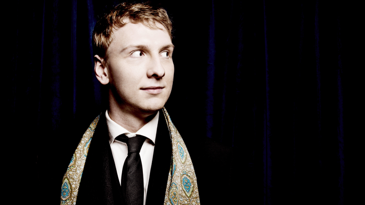 Joe Lycett 'Apologises' For Using Pictures Of James Acaster To Promote His Tour