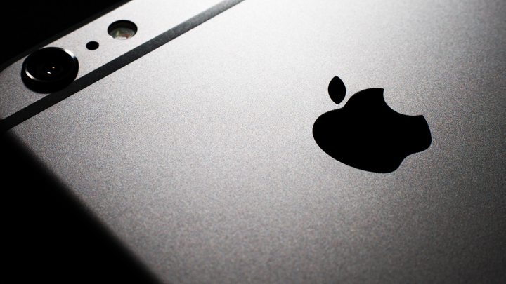 Leading Apple Expert Claims iPhones Will Be 'Obsolete' Before Too Long