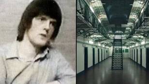英国的“最危险的连环杀手”写了《地下玻璃盒子的信》，当时他“停滞不前”监狱