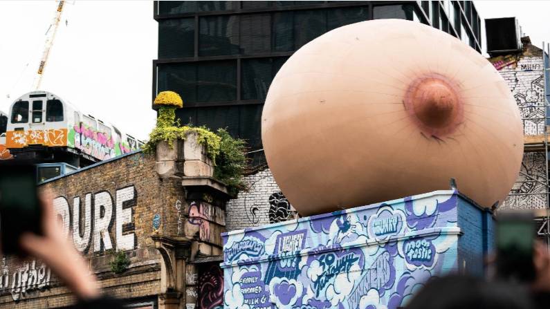 Tits, Some inflatable breasts in the window of Selfridges d…