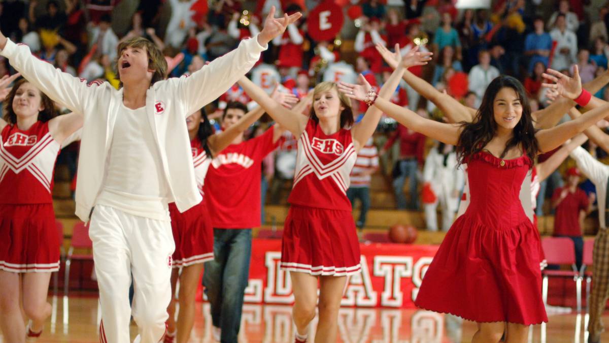 High School Musical' Cast, Including Zac Efron, Are Reuniting