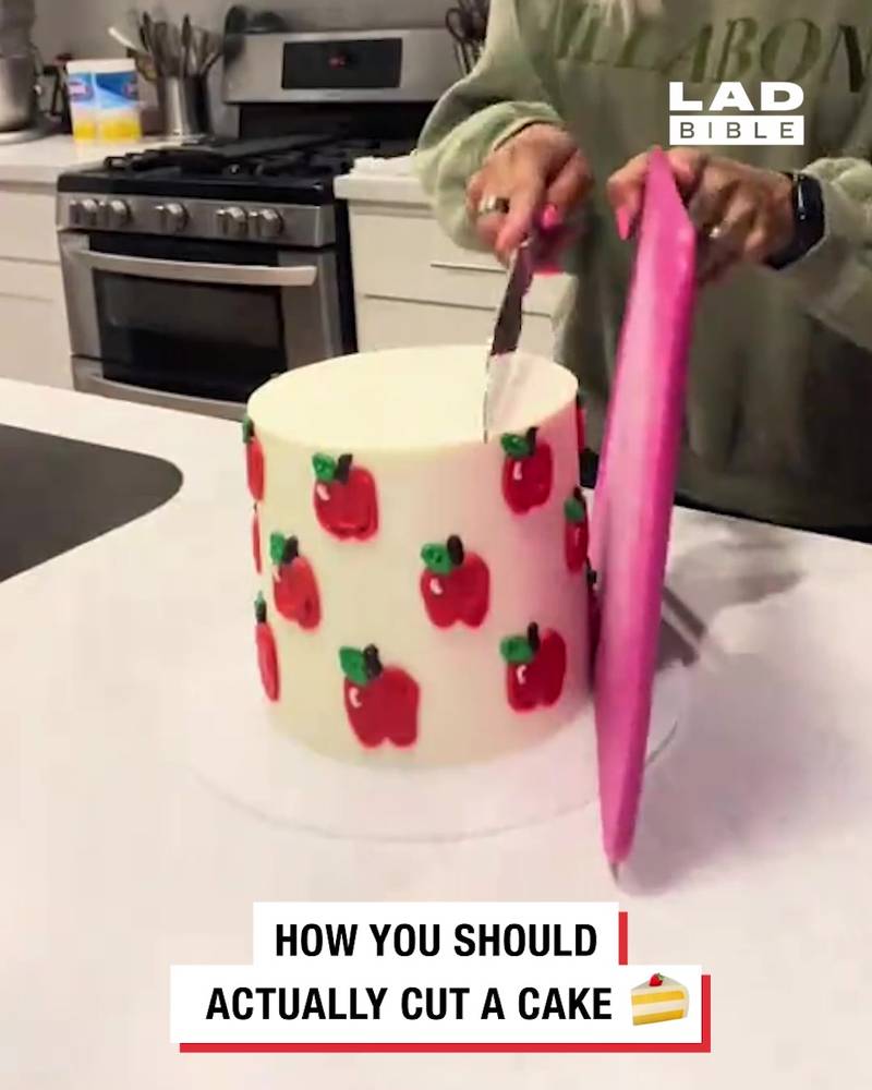How you should actually cut a cake