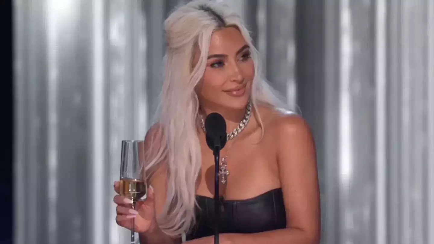 Kim Kardashian couldn't get through her first joke due to booing from the crowd. (Netflix)