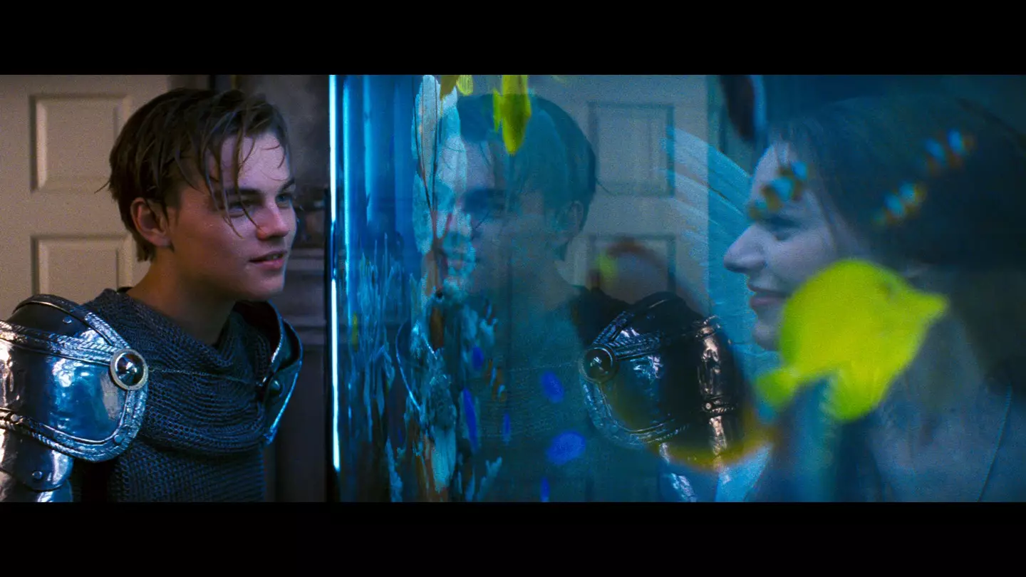 People thought the moment looked like Romeo + Juliet (