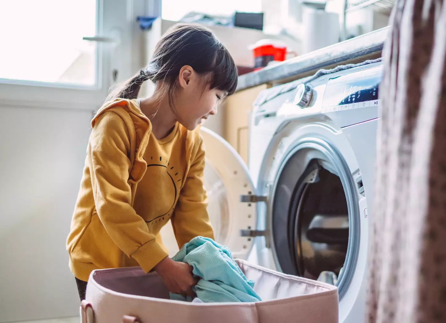 Never leave your child unattended near a washing machine (Getty Stock Images/ Tang Ming Tung) 