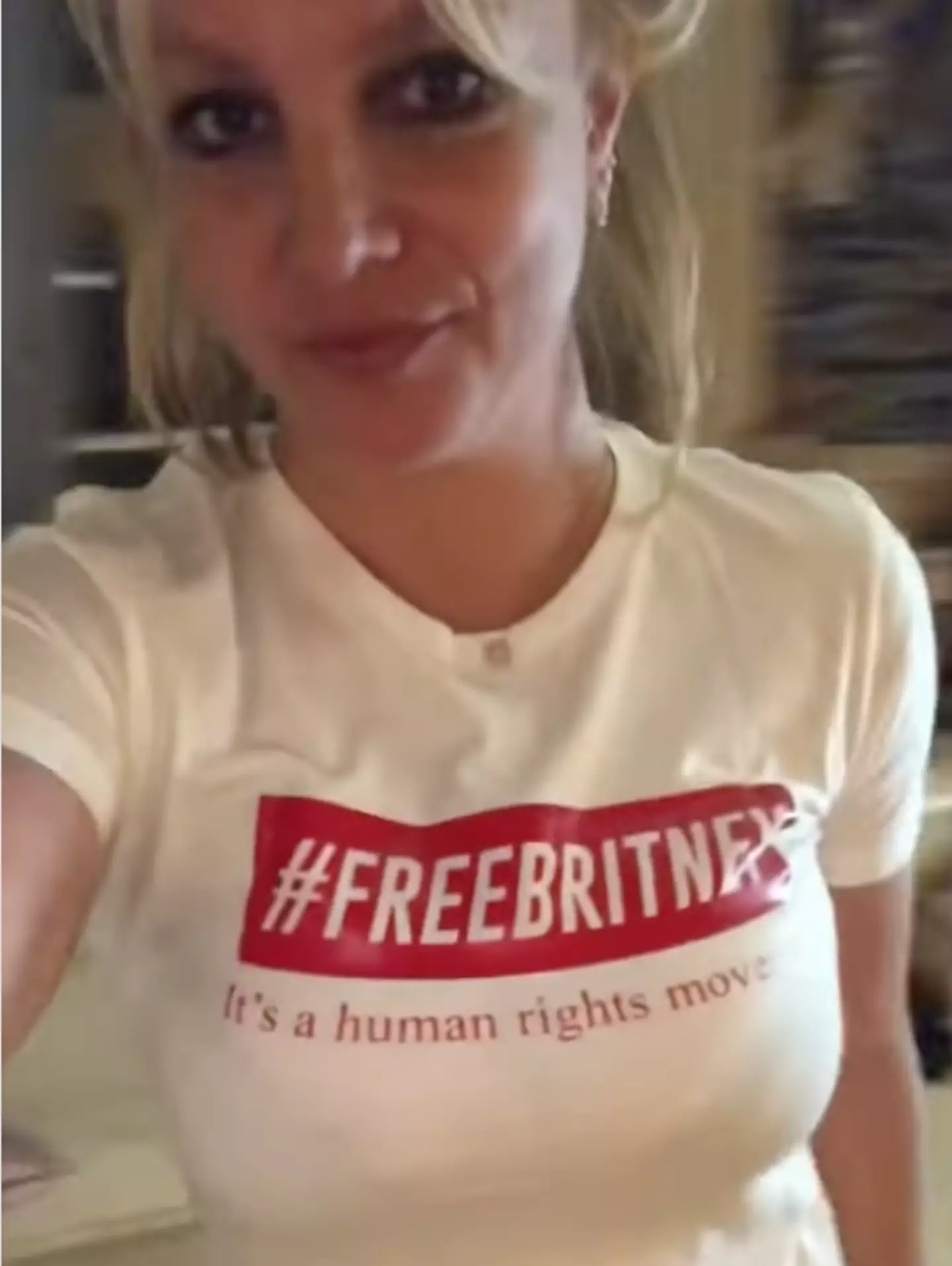 Britney wore a #FreeBritney t-shirt ahead of the court hearing on Friday (